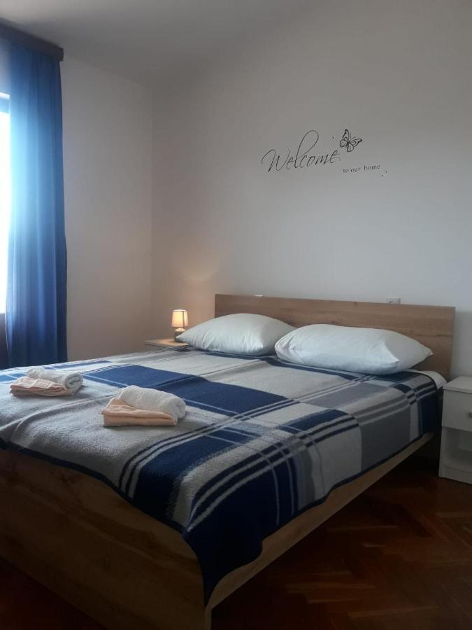 Rooms Ankica Primošten Exteriör bild